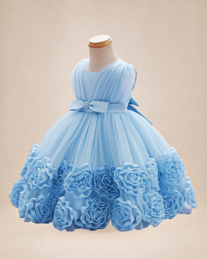 Robe de cérémonie Le Cocon d'Or bleu ciel pour bébé fille avec fleurs 3D, perles et jupe évasée en tulle