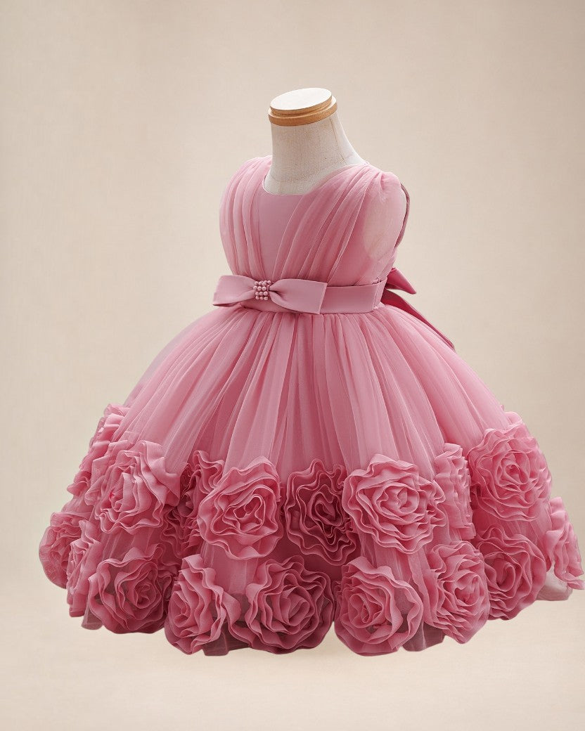 Robe de cérémonie Le Cocon d'Or pour bébé fille rose avec fleurs 3D, perles et jupe évasée en tulle
