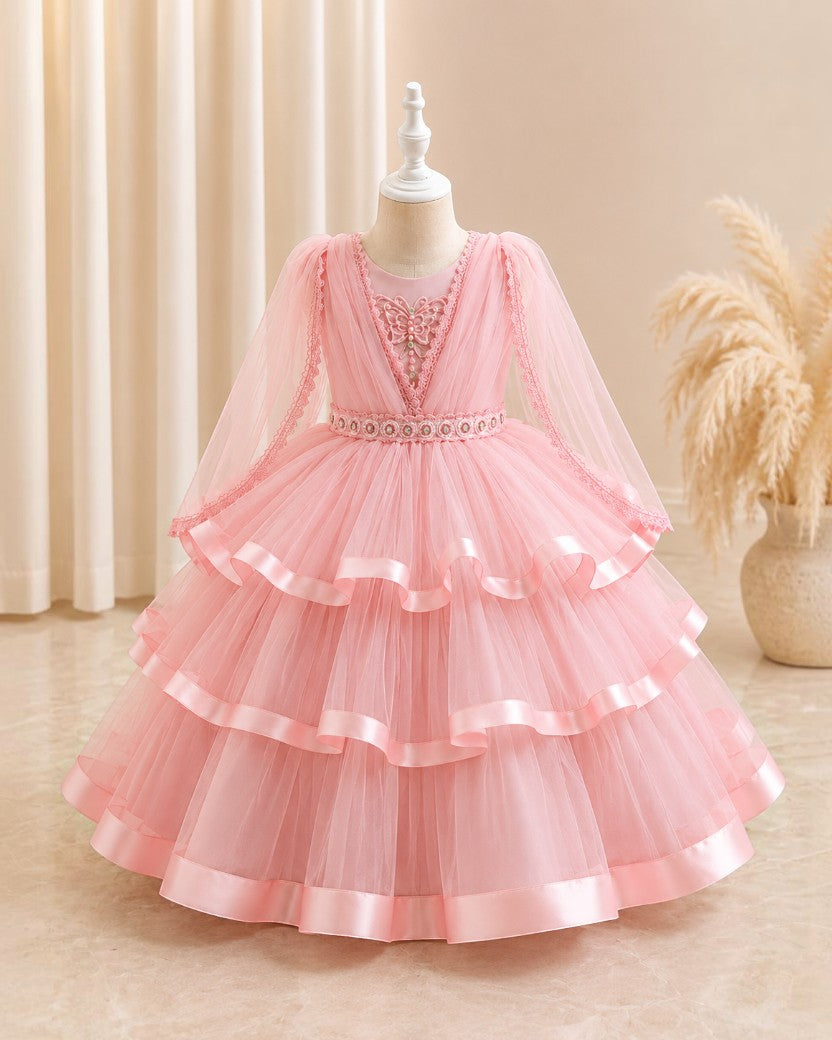 Robe midi rose Le Cocon d'Or pour fille avec motif papillon, manches bouffantes, jupe à volants et perles décoratives.